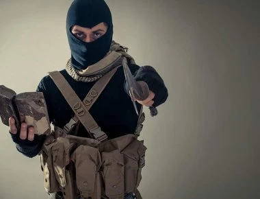 «Λύγισε» ο ιατροδικαστής από την δολοφονία των 3 γυναικών από ισλαμιστές στον Έβρο: «Ποτέ μου δεν είδα κάτι τέτοιο»